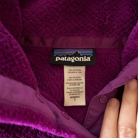 Like new Patagonia pullover - Picture 2 of 3